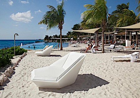 Papagayo Beach Resort Curacao